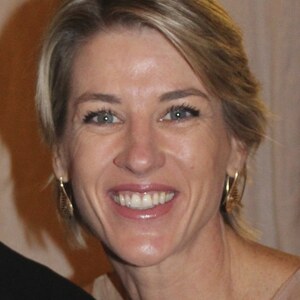 Profile photo of Carolyn Rossi